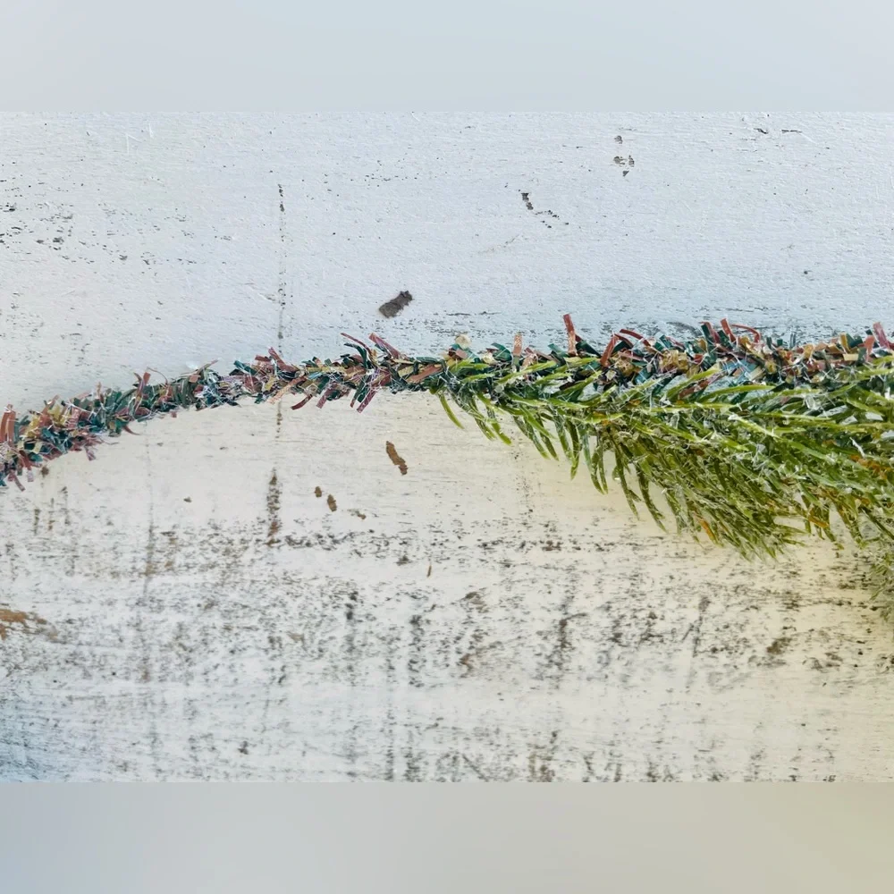 *Ice Finish Garland
